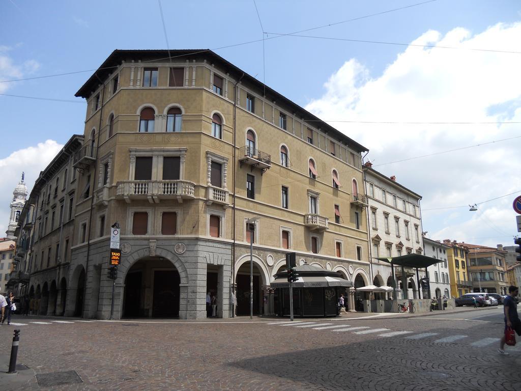 Apartment Bergamo Centro Storico エクステリア 写真